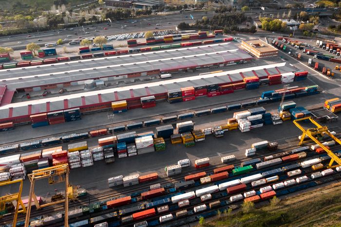 Local and regional freight transportation