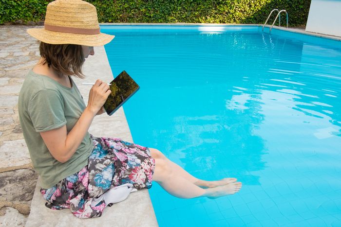Weekly Pool Maintenance